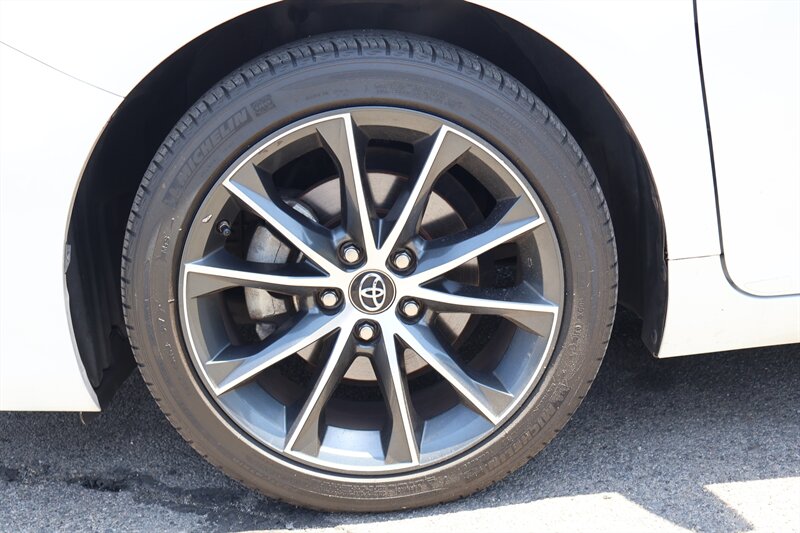 2017 Toyota Camry XSE - Photo 22