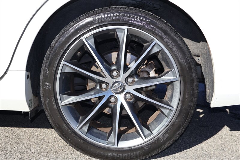 2017 Toyota Camry XSE - Photo 14 - Arleta, CA 91331