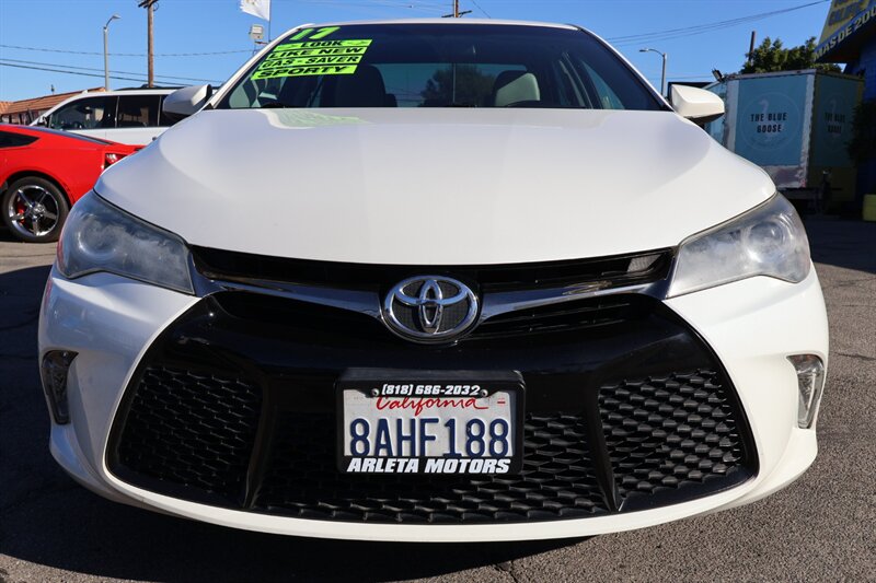 2017 Toyota Camry XSE - Photo 2 - Arleta, CA 91331