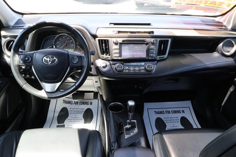 2014 Toyota RAV4 Limited - Photo 9 - Arleta, CA 91331