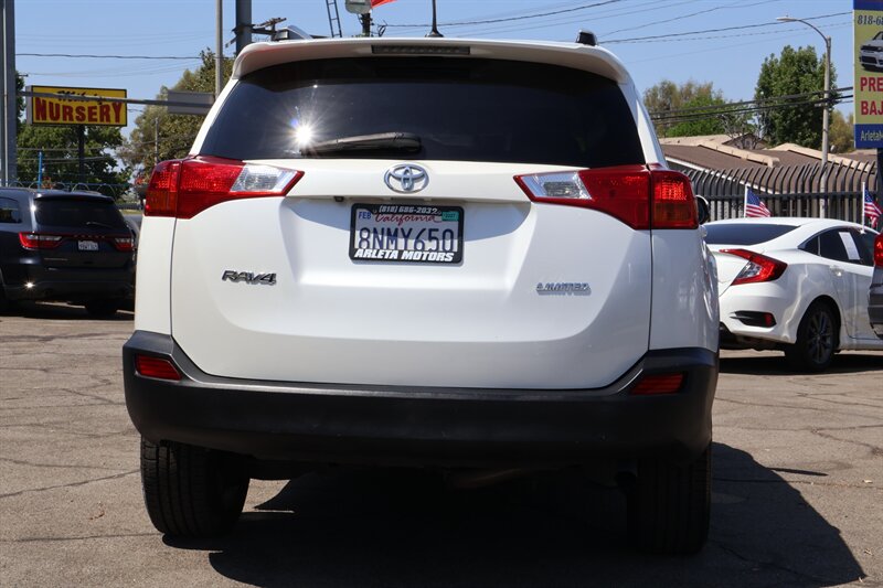 2014 Toyota RAV4 Limited - Photo 4 - Arleta, CA 91331