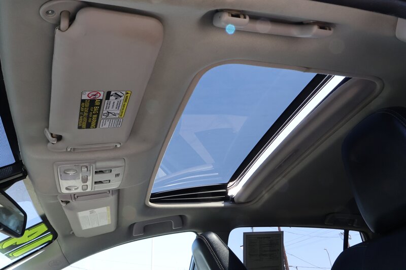 2014 Toyota RAV4 Limited - Photo 13 - Arleta, CA 91331