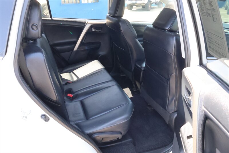 2014 Toyota RAV4 Limited - Photo 17 - Arleta, CA 91331