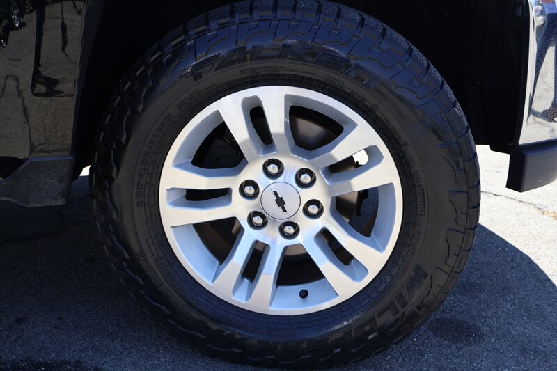 2019 Chevrolet Silverado 1500 LD LT - Photo 16 - Arleta, CA 91331