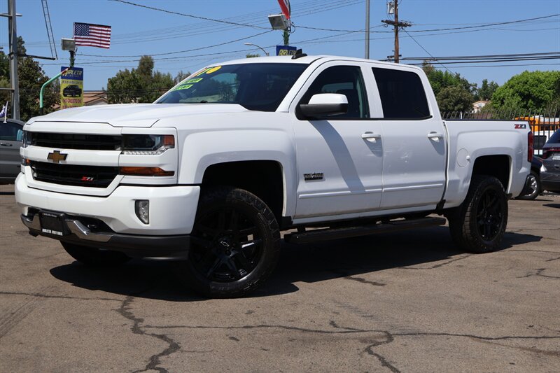 2017 Chevrolet Silverado 1500 LT Z71 - Photo 1 - Arleta, CA 91331