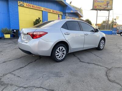 2018 Toyota Corolla LE   - Photo 4 - Arleta, CA 91331