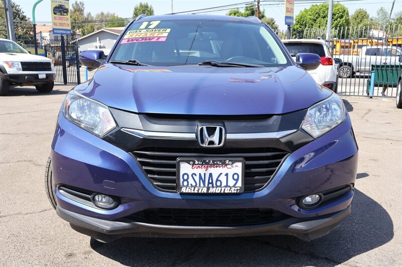 2017 Honda HR-V EX-L w/Navi - Photo 3 - Arleta, CA 91331