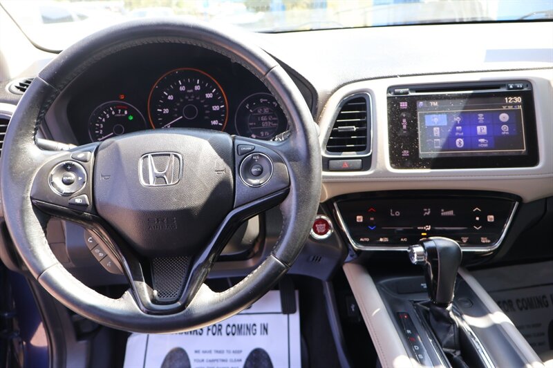 2017 Honda HR-V EX-L w/Navi - Photo 11 - Arleta, CA 91331