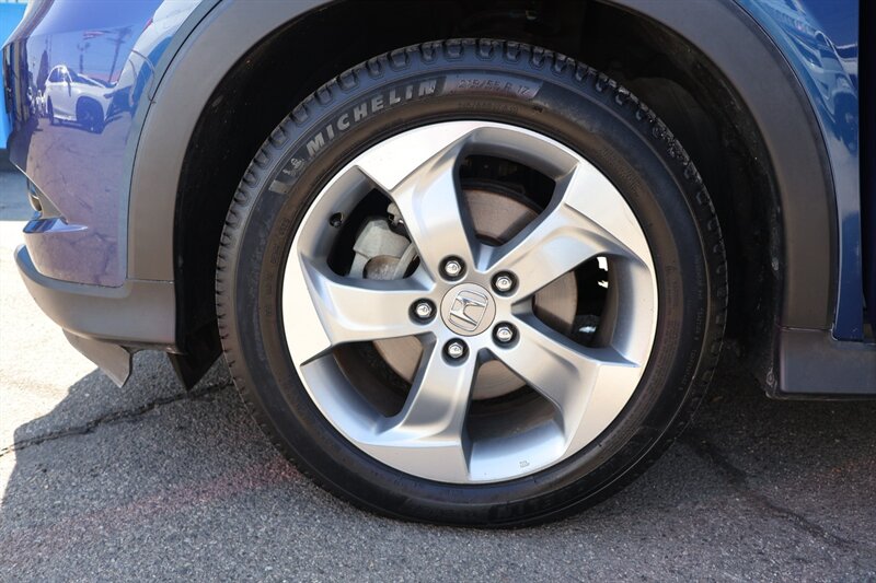 2017 Honda HR-V EX-L w/Navi - Photo 12 - Arleta, CA 91331