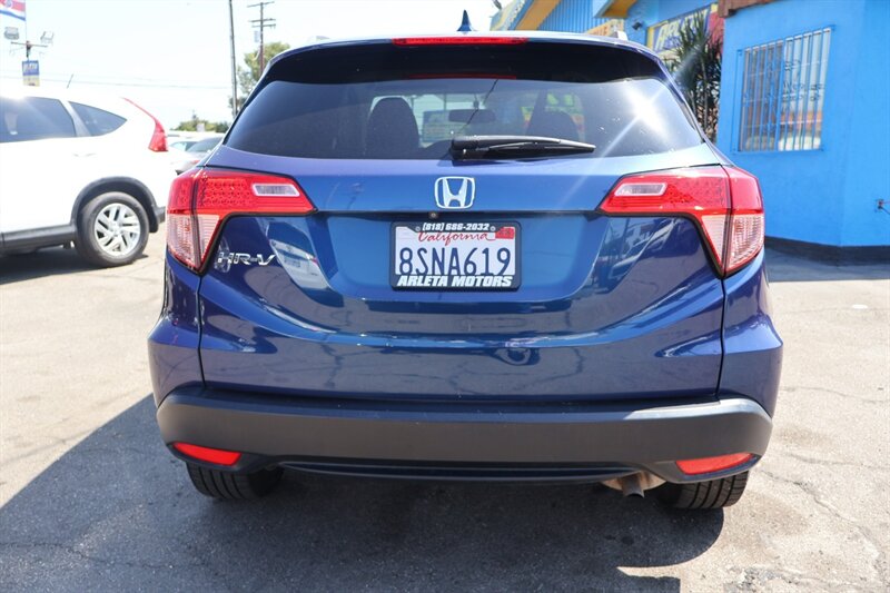 2017 Honda HR-V EX-L w/Navi - Photo 4 - Arleta, CA 91331