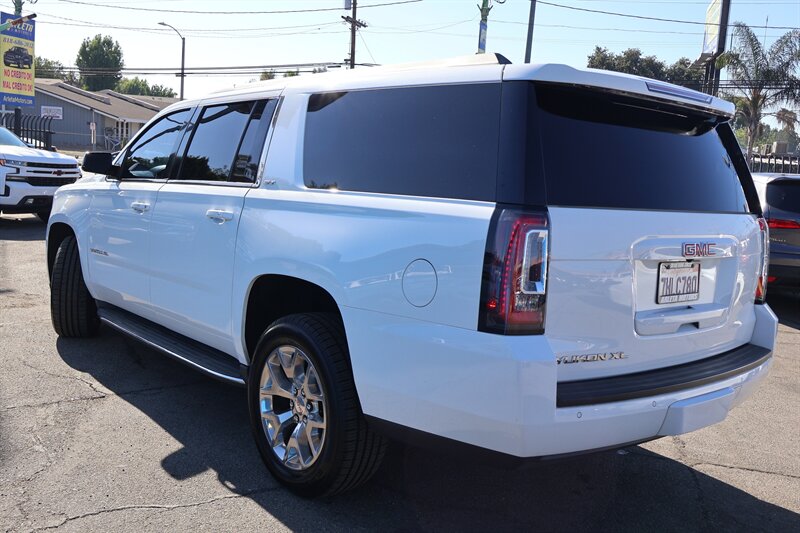 2015 GMC Yukon XL SLT - Photo 3 - Arleta, CA 91331