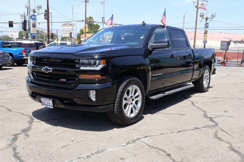 2017 Chevrolet Silverado 1500 LT Z71   - Photo 1 - Arleta, CA 91331