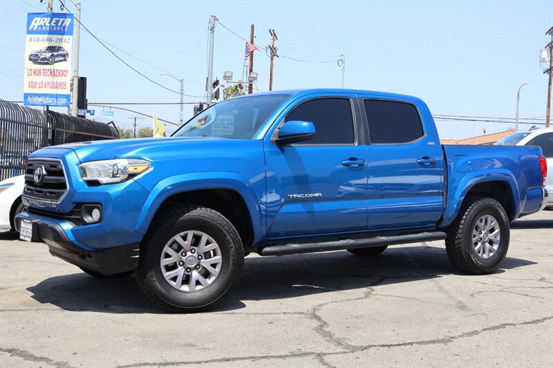 2016 Toyota Tacoma SR5 Double Cab 4x2 4-Cyl Auto Short Bed's photo
