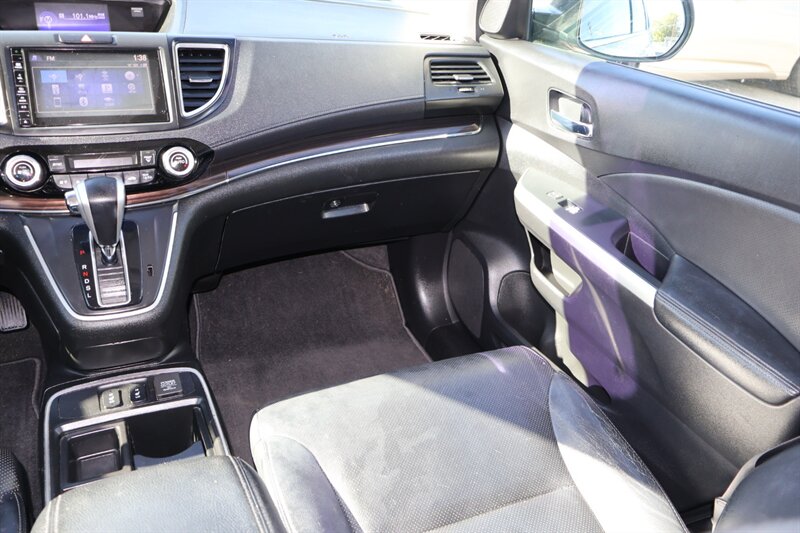 2015 Honda CR-V EX-L w/Navi - Photo 10 - Arleta, CA 91331