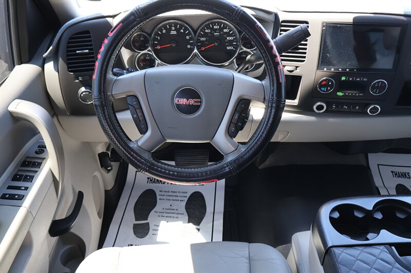 2011 GMC Sierra 1500 SLE - Photo 9 - Arleta, CA 91331