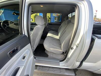 2005 Toyota Tacoma PreRunner V6   - Photo 9 - Arleta, CA 91331