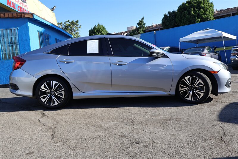2017 Honda Civic EX-T - Photo 6 - Arleta, CA 91331