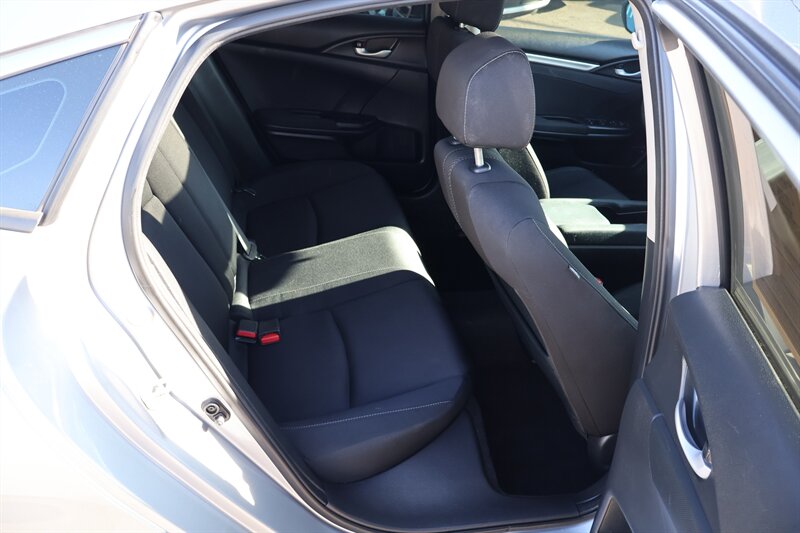 2017 Honda Civic EX-T - Photo 14 - Arleta, CA 91331