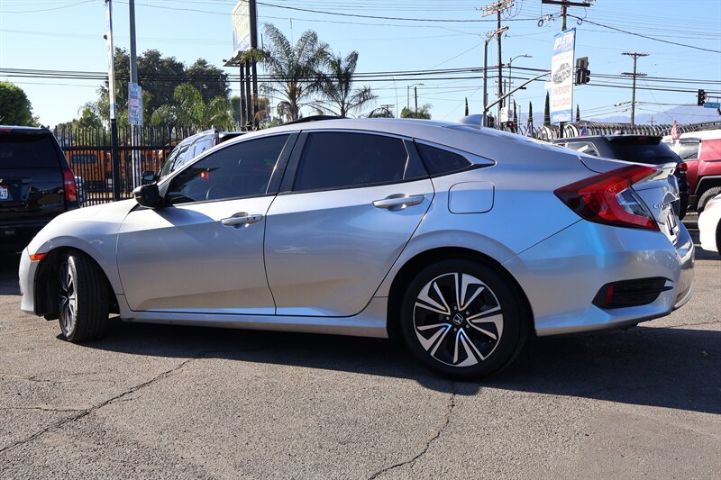2017 Honda Civic EX-T - Photo 3 - Arleta, CA 91331