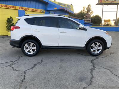 2013 Toyota RAV4 XLE   - Photo 7 - Arleta, CA 91331