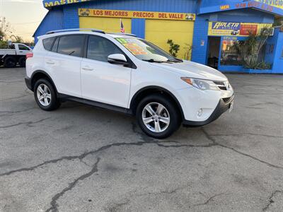 2013 Toyota RAV4 XLE   - Photo 6 - Arleta, CA 91331