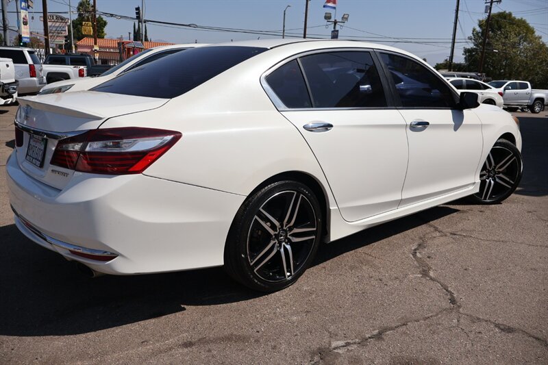 2016 Honda Accord Sport - Photo 4 - Arleta, CA 91331