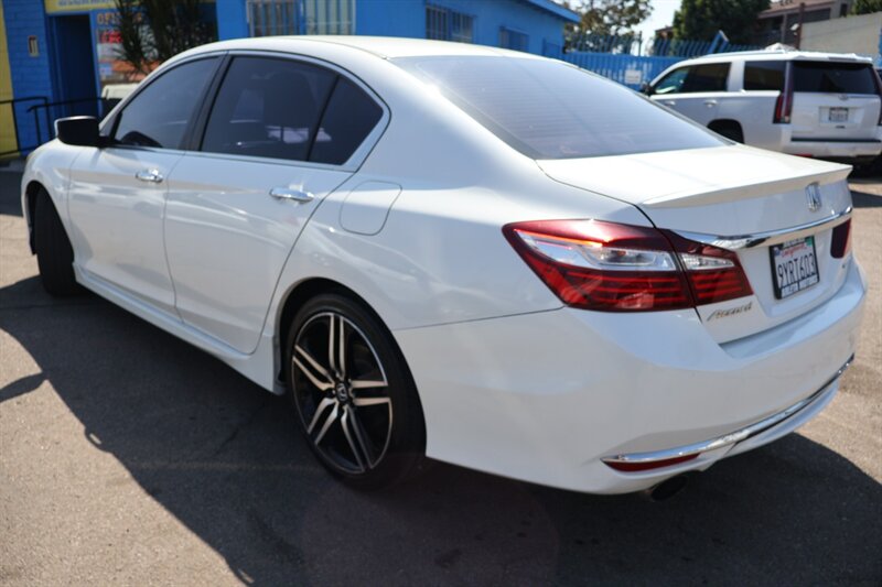 2016 Honda Accord Sport - Photo 2 - Arleta, CA 91331