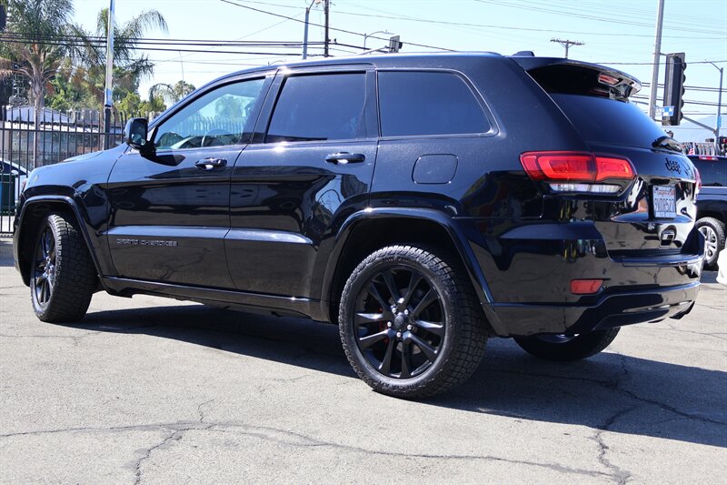 2018 Jeep Grand Cherokee Altitude - Photo 3 - Arleta, CA 91331