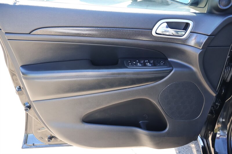2018 Jeep Grand Cherokee Altitude - Photo 13 - Arleta, CA 91331