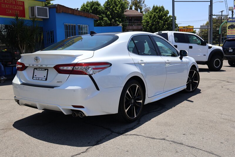 2018 Toyota Camry XSE - Photo 5 - Arleta, CA 91331
