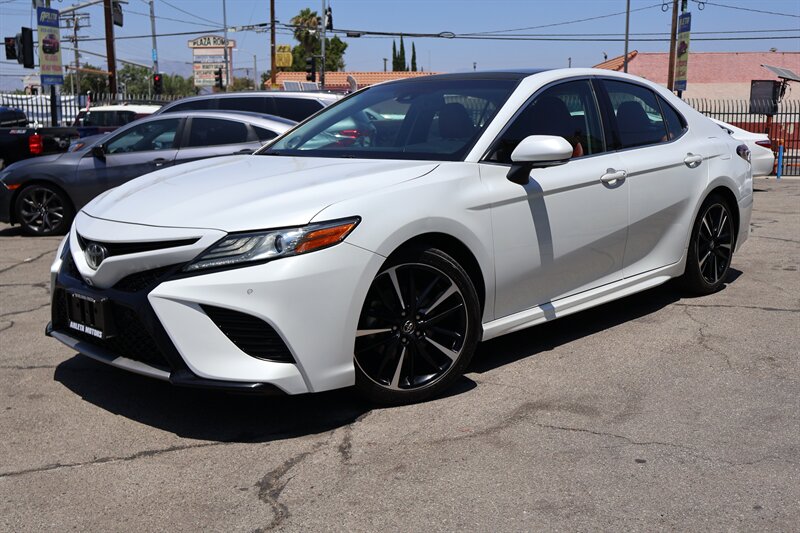 2018 Toyota Camry XSE   - Photo 1 - Arleta, CA 91331