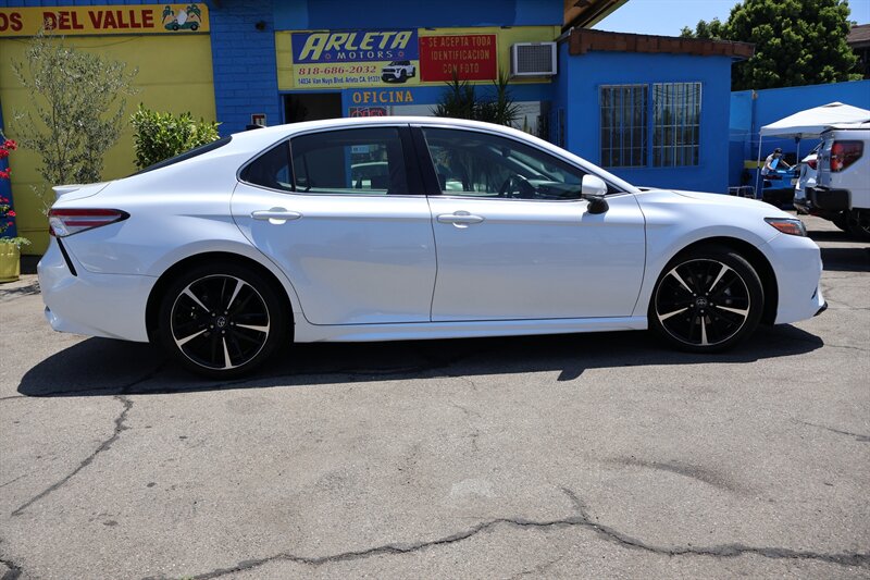 2018 Toyota Camry XSE - Photo 6 - Arleta, CA 91331