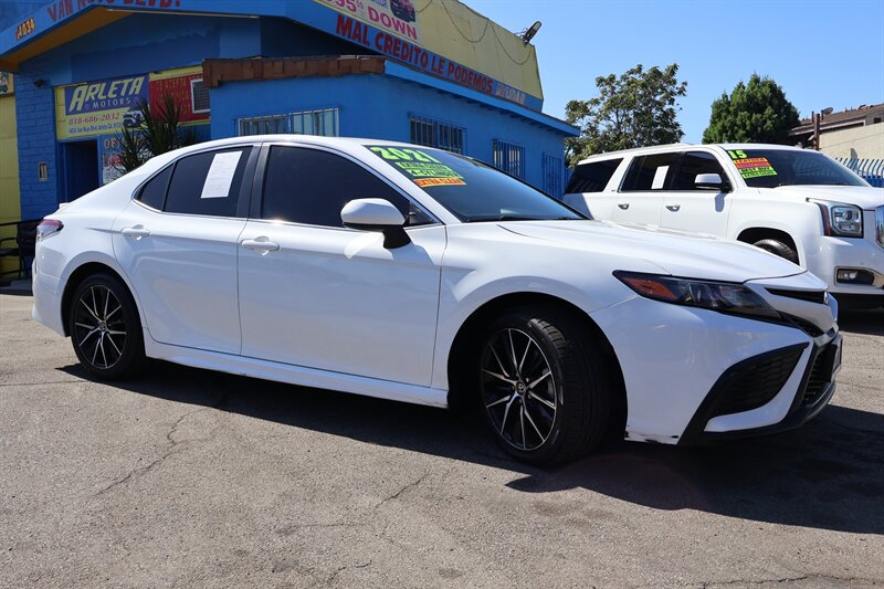 2021 Toyota Camry SE - Photo 7 - Arleta, CA 91331