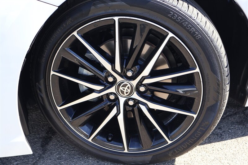 2021 Toyota Camry SE - Photo 16 - Arleta, CA 91331