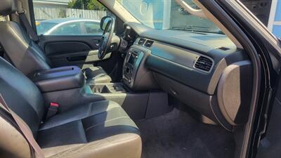 2011 Chevrolet Suburban LT   - Photo 5 - Spokane, WA 99207