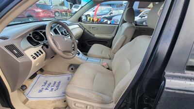 2005 Toyota Highlander   - Photo 3 - Spokane, WA 99207