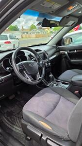 2012 Kia Sorento LX   - Photo 3 - Spokane, WA 99207