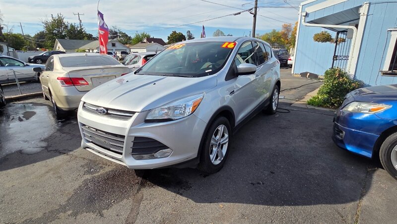 2016 Ford Escape SE   - Photo 1 - Spokane, WA 99207
