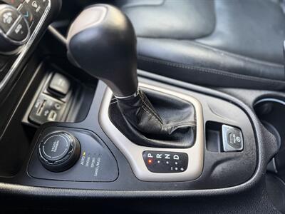 2017 Jeep Cherokee Limited   - Photo 15 - Edmonton, AB T5S 1R1