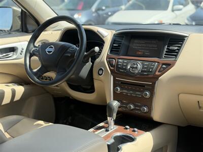 2018 Nissan Pathfinder Platinum *NO ACCIDENTS* - Photo 10 - Edmonton, AB T5S 1R1