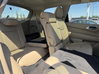 2018 Nissan Pathfinder Platinum *NO ACCIDENTS* - Photo 16 - Edmonton, AB T5S 1R1