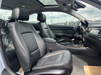 2009 BMW 3 Series 328i   - Photo 14 - Edmonton, AB T5S 1R1