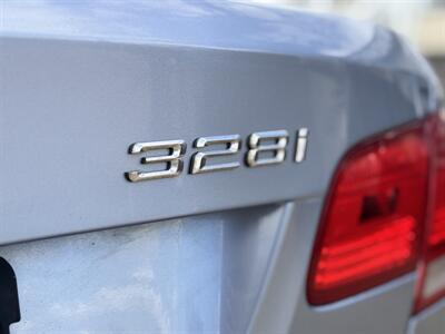 2009 BMW 3 Series 328i   - Photo 9 - Edmonton, AB T5L 1A4
