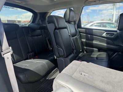 2017 Nissan Pathfinder Platinum *ONE OWNER, NO ACCIDENTS*   - Photo 13 - Edmonton, AB T5S 1R1