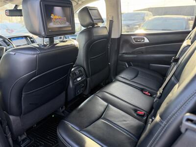 2017 Nissan Pathfinder Platinum *ONE OWNER, NO ACCIDENTS* - Photo 11 - Edmonton, AB T5S 1R1