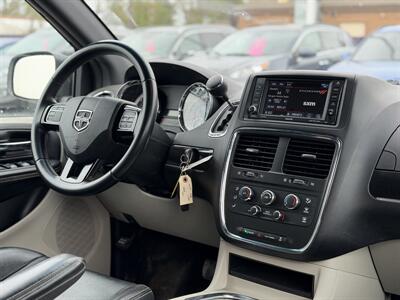 2017 Dodge Grand Caravan SXT Premium Plus *NO ACCIDENTS, LOW KMS*   - Photo 14 - Edmonton, AB T5S 1R1