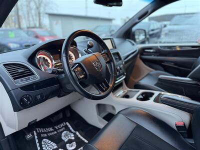 2017 Dodge Grand Caravan SXT Premium Plus *NO ACCIDENTS, LOW KMS* - Photo 9 - Edmonton, AB T5S 1R1