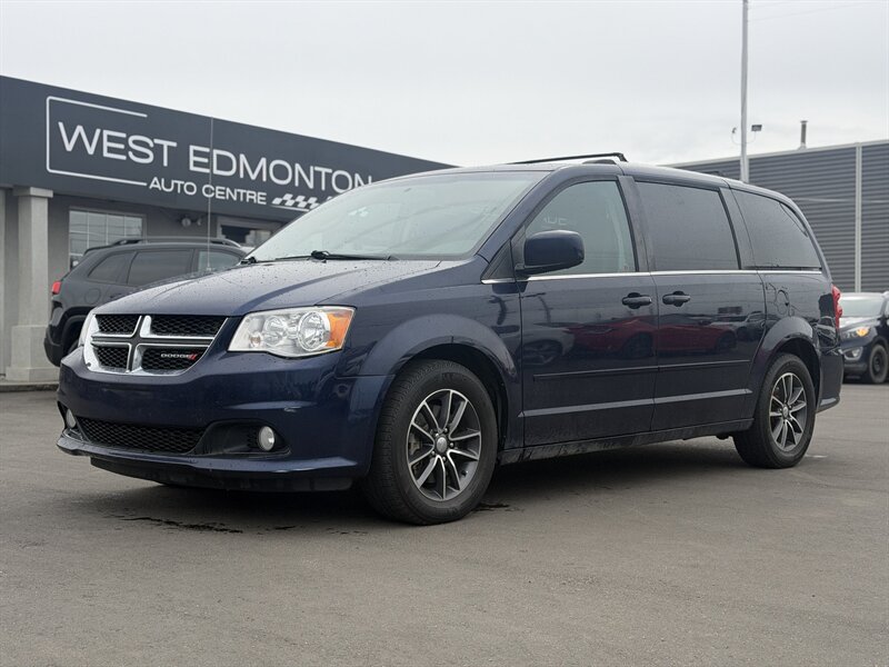 2017 Dodge Grand Caravan SXT Premium Plus *NO ACCIDENTS, LOW KMS*   - Photo 1 - Edmonton, AB T5S 1R1