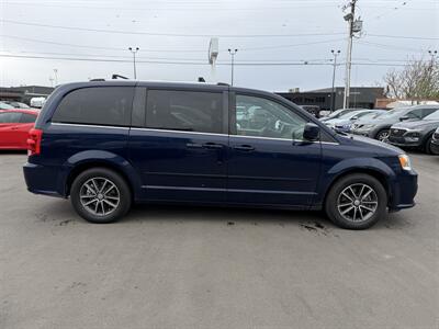 2017 Dodge Grand Caravan SXT Premium Plus *NO ACCIDENTS, LOW KMS*   - Photo 4 - Edmonton, AB T5S 1R1