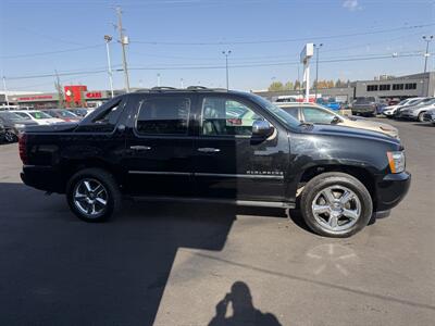 2013 Chevrolet Avalanche LTZ Black Diamond   - Photo 4 - Edmonton, AB T5S 1R1